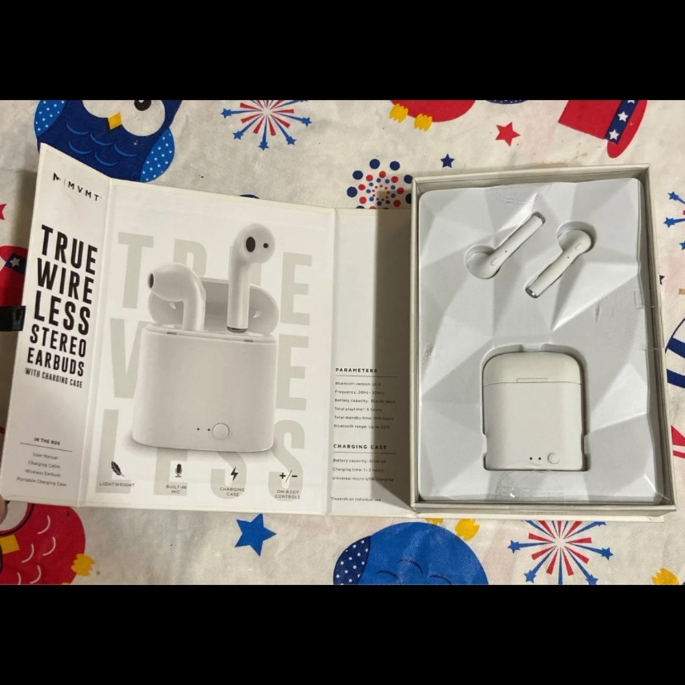 MVMT wireless earbuds. ( Movement ) NIB